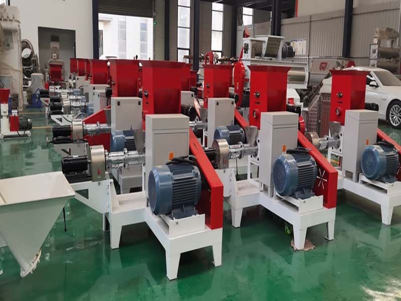 small manual sinking fish feed processing machine low price in Tanzania